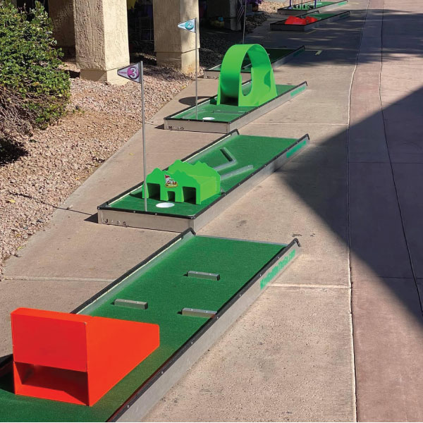 Portable Mini Golf Course Classic in Arizona 5, Mobile Miniature Putt Putt Golf