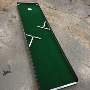 Hole 15 portable mini golf miniature putt putt manufacturer