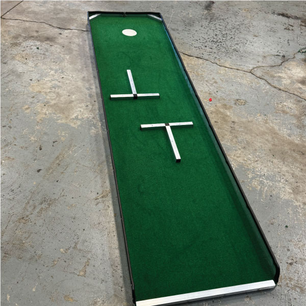 Hole 25 portable mini golf miniature putt putt manufacturer