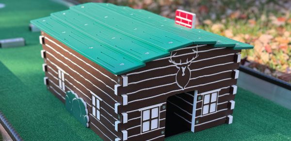Log Cabin Wertz Mini Golf Obstacles Portable Mini Golf Miniature Putt Putt for Sale Manufacturer 2