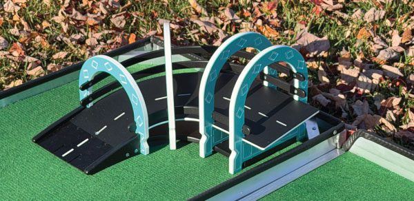 Right Crossover Bridge Wertz Mini Golf Obstacles Portable Mini Golf Miniature Putt Putt for Sale Manufacturer 2