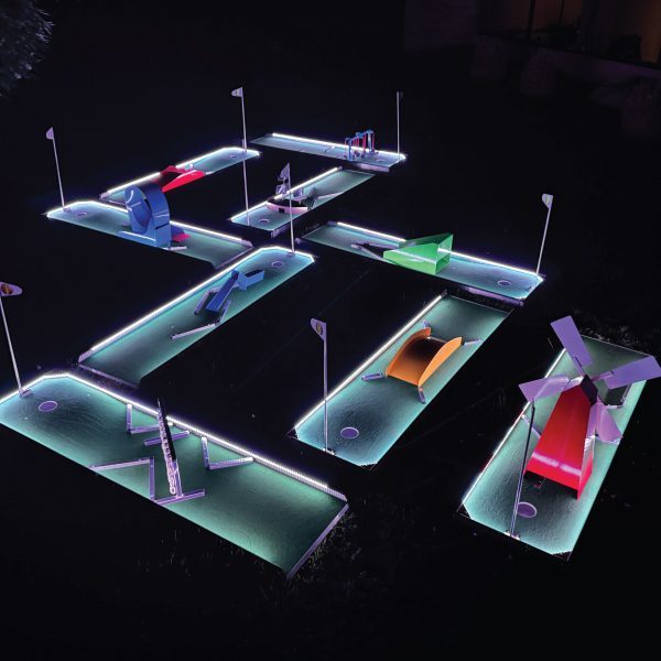 Portable Mini Golf, Mobile Putt Putt Golf Course LED 600